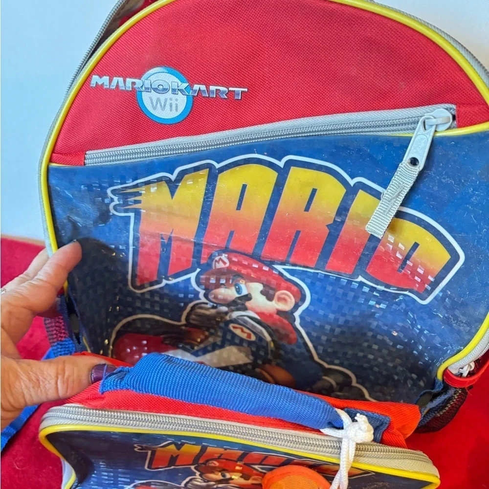 Super mario bros 17” Backpack Color:blue